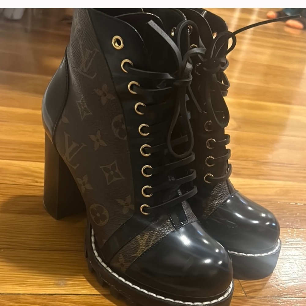 Louis Vuitton AUTHENTIC Black and Brown Women's Boots